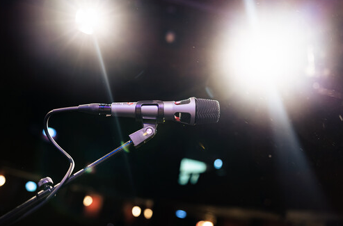 Microfone Vocal Condensador Austrian Audio OC707 padrão cardióide