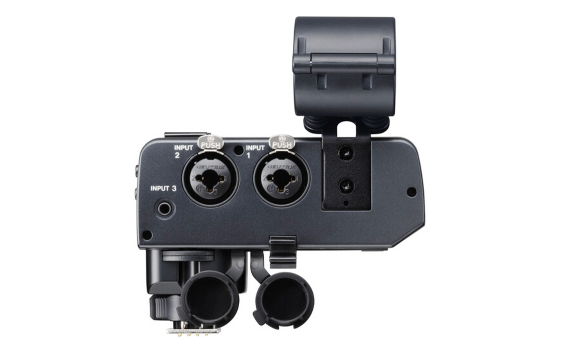 Adaptador de microfone TASCAM CA-XLR2d-F XLR para câmeras FujiFilm