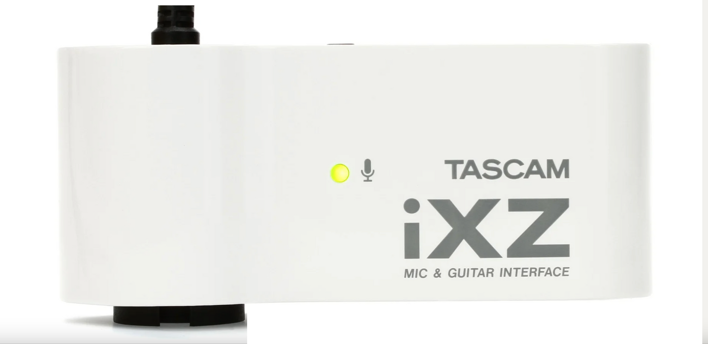Interface de áudio TASCAM iXZ portátil para iOS